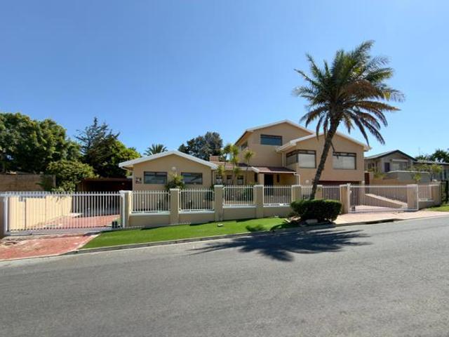 House for sale in Cape Town, Western Cape