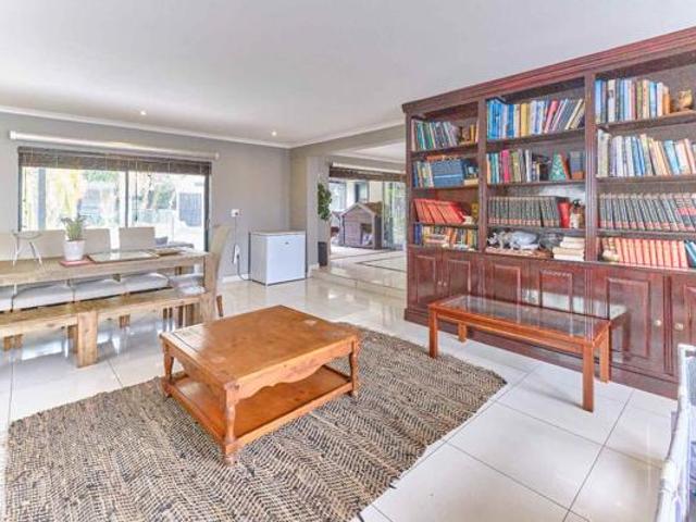 House for sale in Cape Town, Western Cape