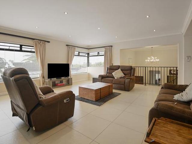 House for sale in Cape Town, Western Cape