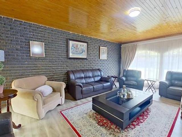 House for sale in Klerksdorp, Matlosana Local Municipality