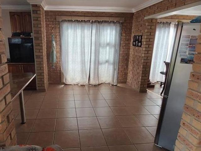 House for sale in Dr Kenneth Kaunda, North West