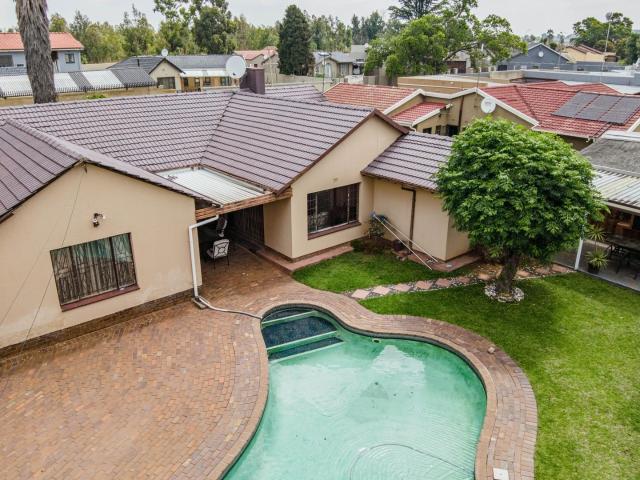 House for sale in Nooitgedacht, Gauteng