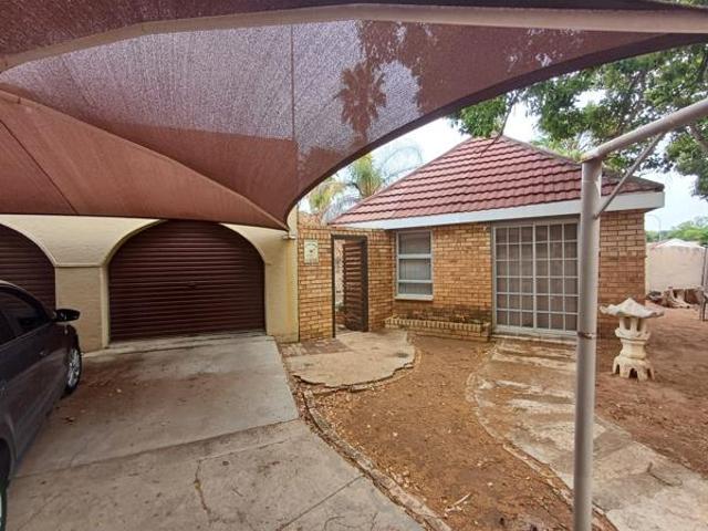 House for sale in Dr Kenneth Kaunda, North West