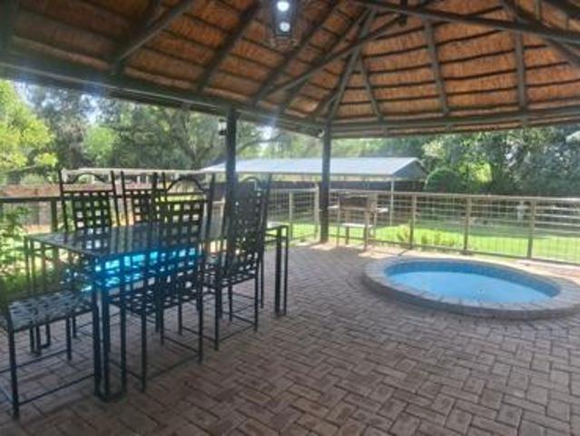 House for sale in Vanderbijlpark, Emfuleni Local Municipality