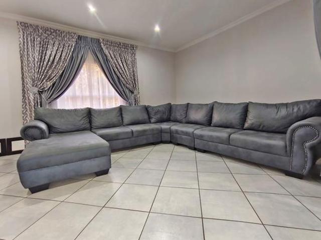 House for sale in Vanderbijlpark, Emfuleni Local Municipality