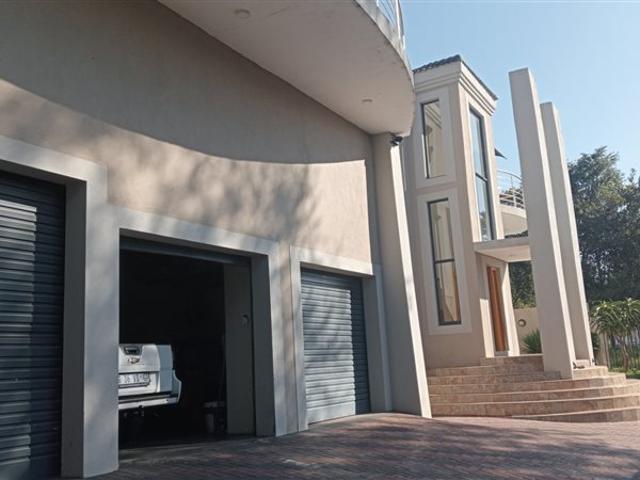 House for sale in Waterkloof, Gauteng