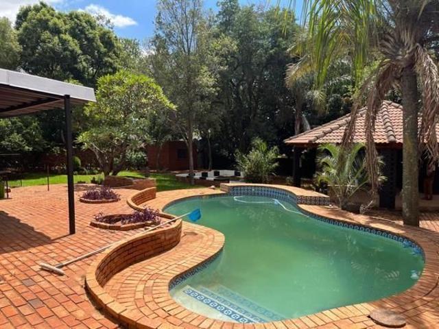 House for rent in Waterkloof, Gauteng