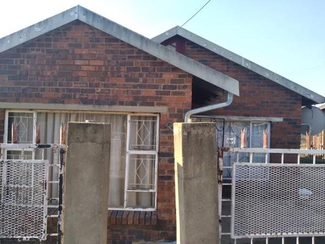 House for sale in Frankfort, Free State