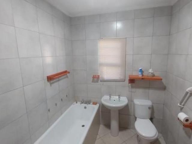 House for sale in Rietpoel, Theewaterskloof Local Municipality
