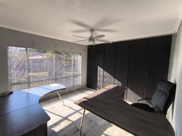 House for rent in Waterkloof, Gauteng