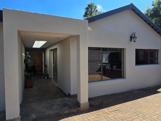House for sale in Waterkloof, Gauteng