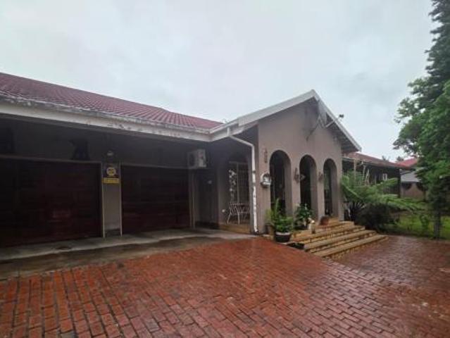 House for sale in Rustenburg Local Municipality, Bojanala Platinum District Municipality