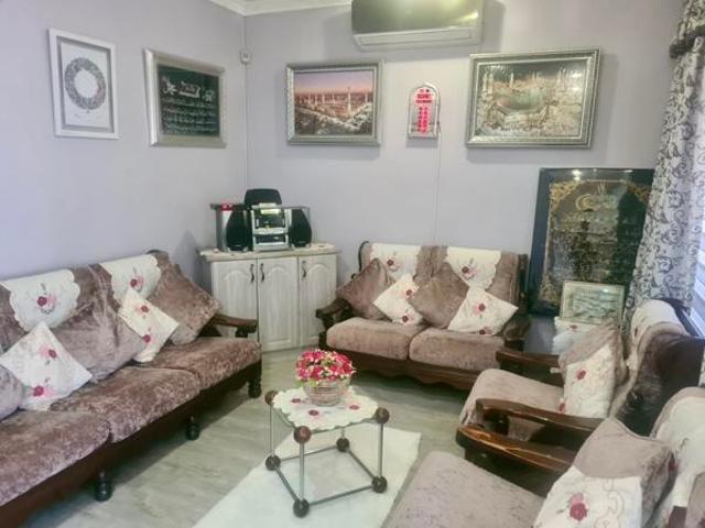 House for sale in Tongaat Beach, Kwazulu-natal