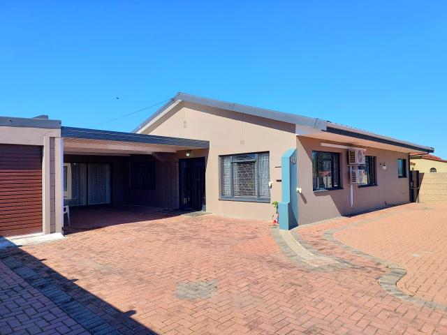 House for sale in Groot Brak Rivier, Western Cape