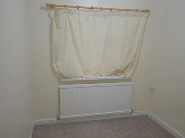 House for rent in Gants Hill, Greater London