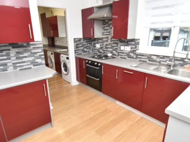 House for rent in Broomhouse, Scotland