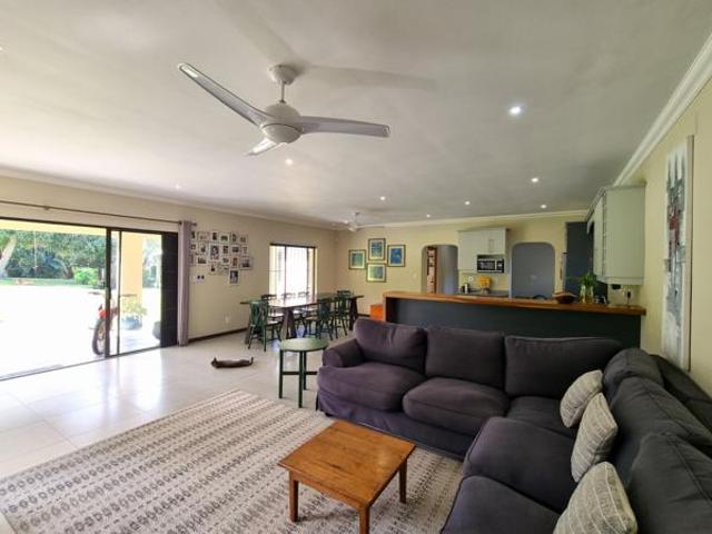 House for sale in Ugu District Municipality, Kwazulu-natal