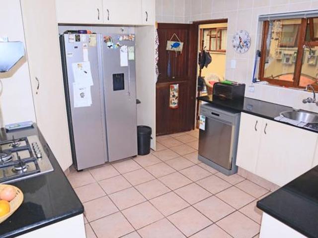 House for sale in Ugu District Municipality, Kwazulu-natal