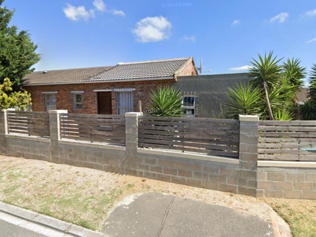 House for sale in Cape Town, Western Cape