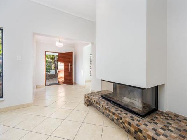 House for sale in Cape Town, Western Cape