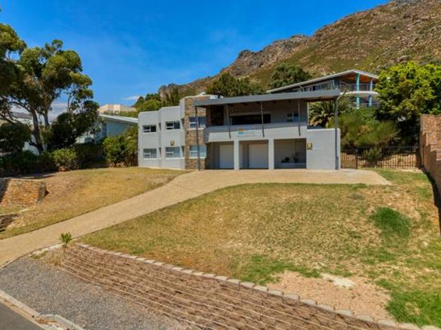 House for sale in Cape Town, Western Cape