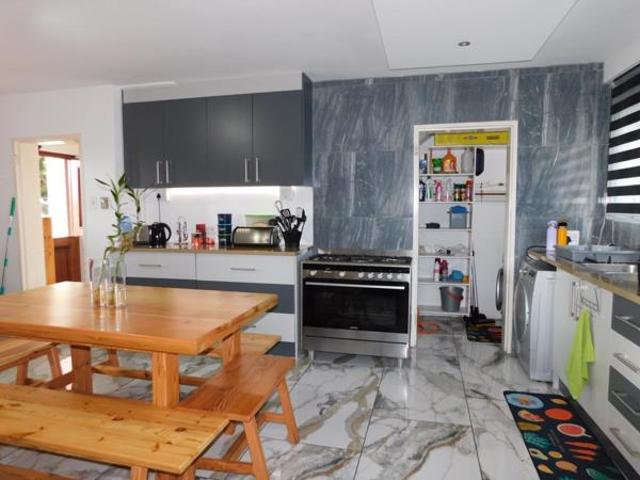 House for sale in Cape Town, Western Cape