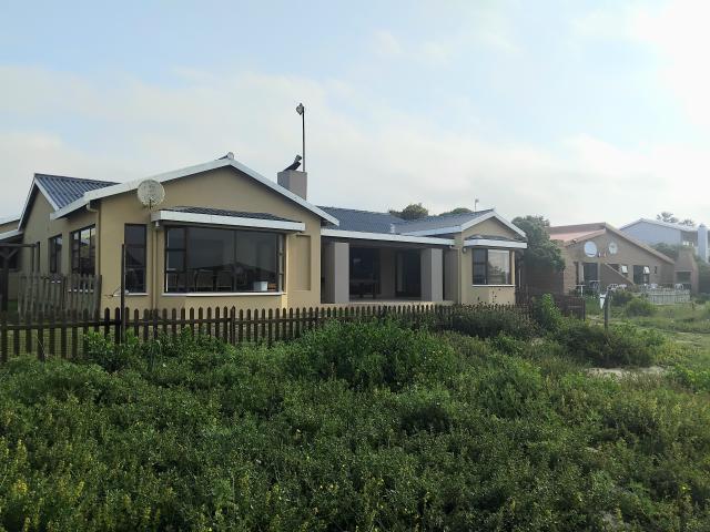 House for sale in Groot Brak Rivier, Western Cape
