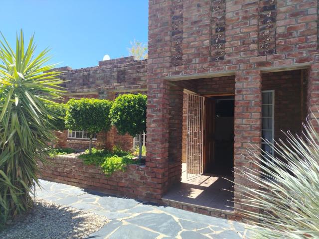 House for sale in Graaff Reinet, Eastern Cape