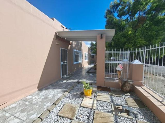 House for sale in Graaff Reinet, Eastern Cape