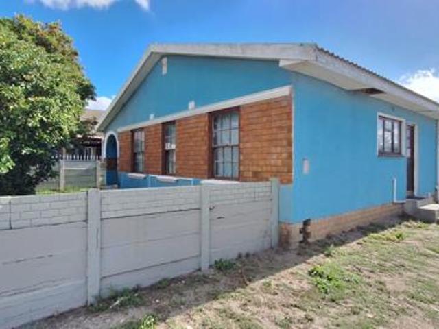 House for sale in Cape Town, Western Cape