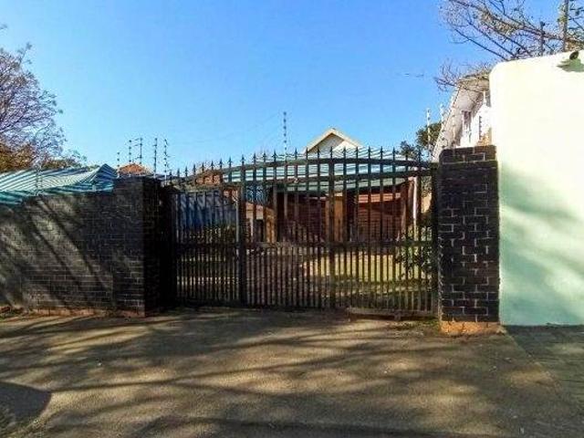 House for sale in Vosloorus, Gauteng