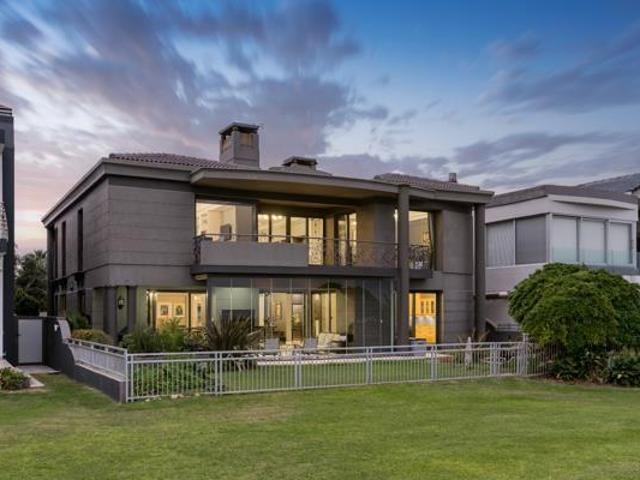 House for sale in Cape Town, Western Cape