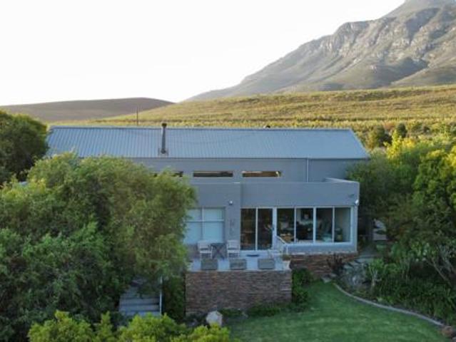 House for sale in Rietpoel, Theewaterskloof Local Municipality