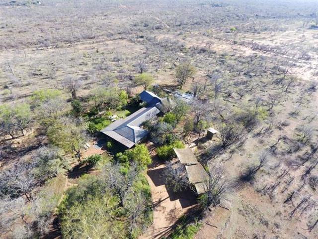 House for sale in Hoedspruit, Maruleng Local Municipality