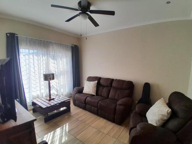 House for sale in Frances Baard, Northern Cape