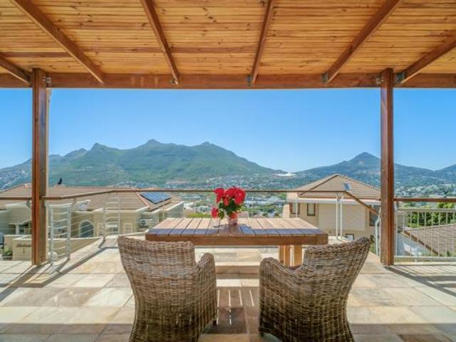 House for sale in Cape Town, Western Cape
