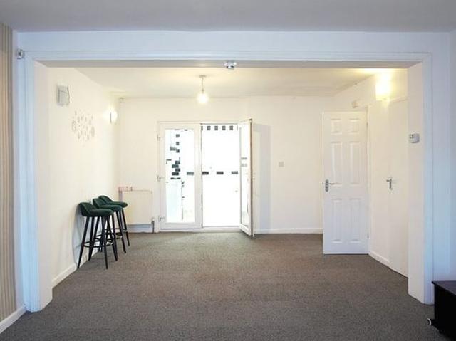 House for rent in London Borough of Harrow, Greater London