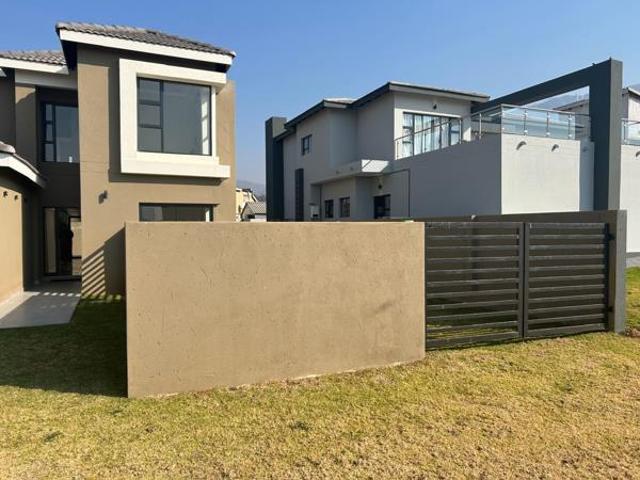 House for rent in North West