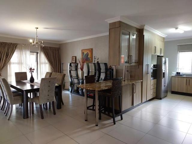 House for rent in Waterkloof, Gauteng