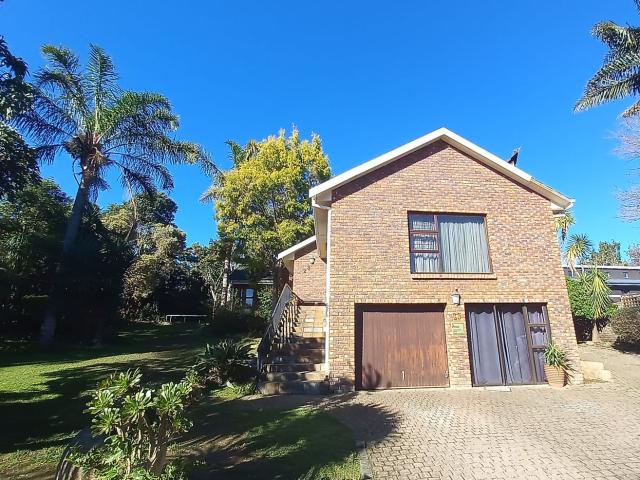House for sale in Groot Brak Rivier, Western Cape