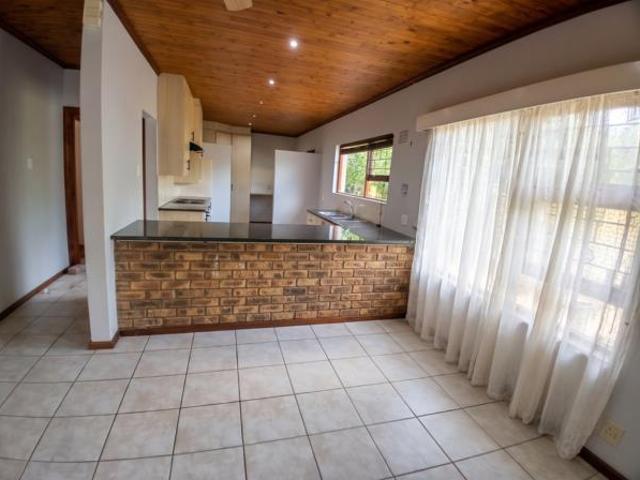 House for rent in Blanco, Garden Route District Municipality