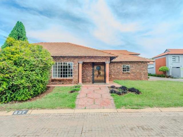 House for rent in Waterkloof, Gauteng