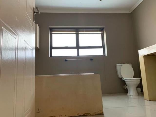 House for rent in Waterkloof, Gauteng
