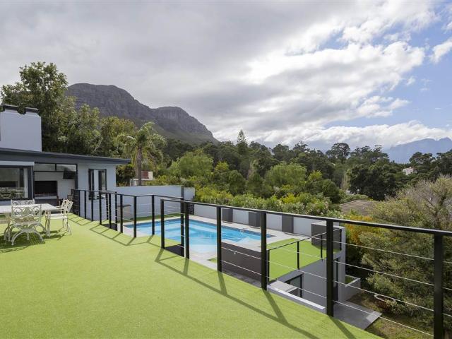 House for sale in Somerset West, Western Cape