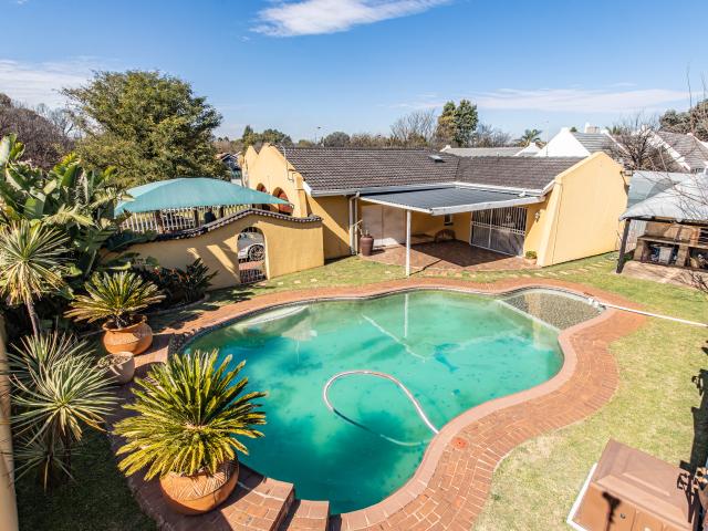 House for sale in Mohlakeng, Gauteng