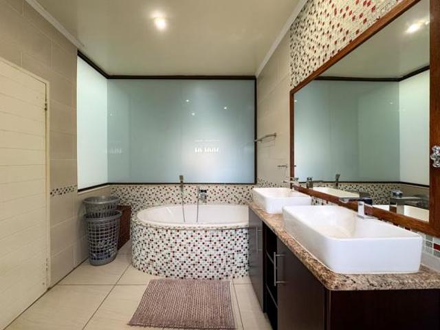 House for sale in Kimberley, Frances Baard District Municipality