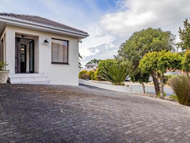 House for sale in Rietpoel, Theewaterskloof Local Municipality