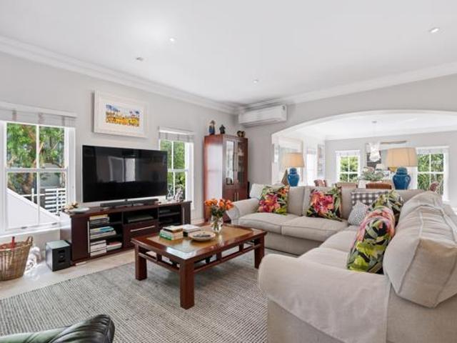 House for sale in Cape Town, Western Cape