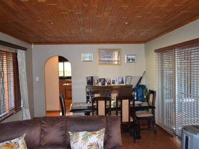 House for sale in Cape Town, Western Cape
