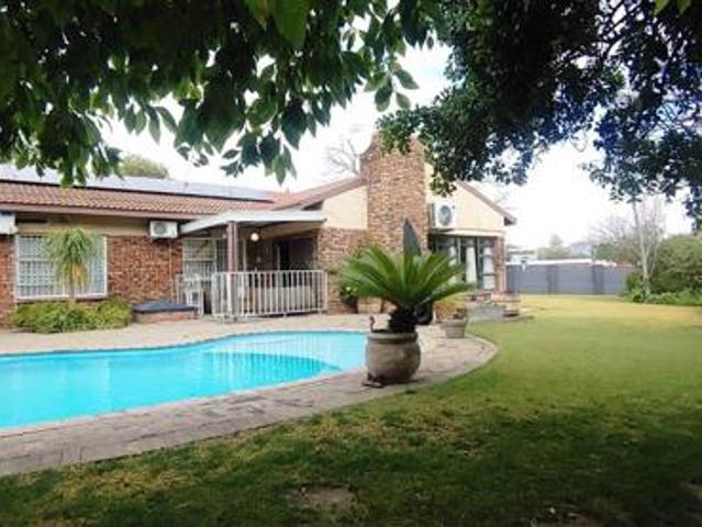 House for sale in Frances Baard, Northern Cape